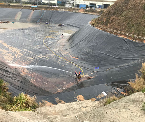 繁峙废水池清理